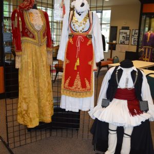 costumes (1)